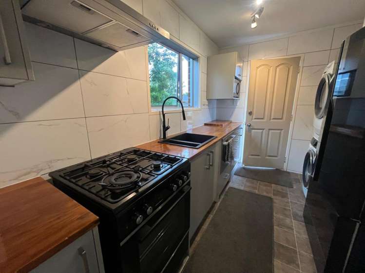 4/305 Great North Road Henderson_3