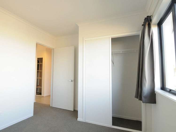 45 Farnborough Way Rolleston_8