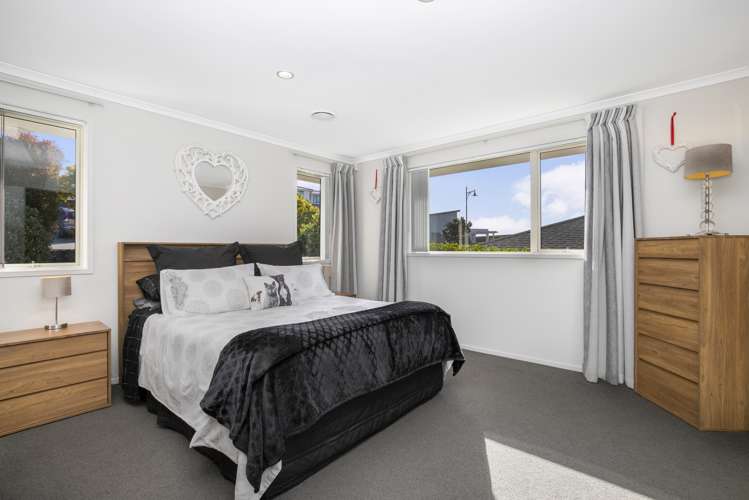 19 Seaview Crescent Hatfields Beach_11