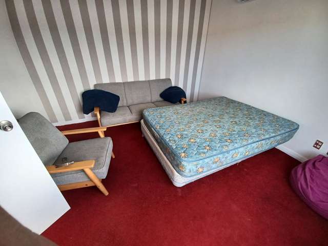 1/28 Childers Terrace Kilbirnie_1