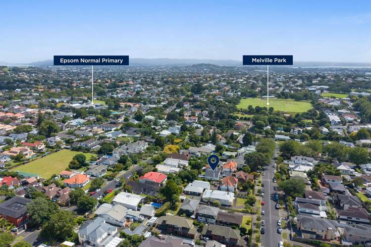 12 Kimberley Road Epsom_35