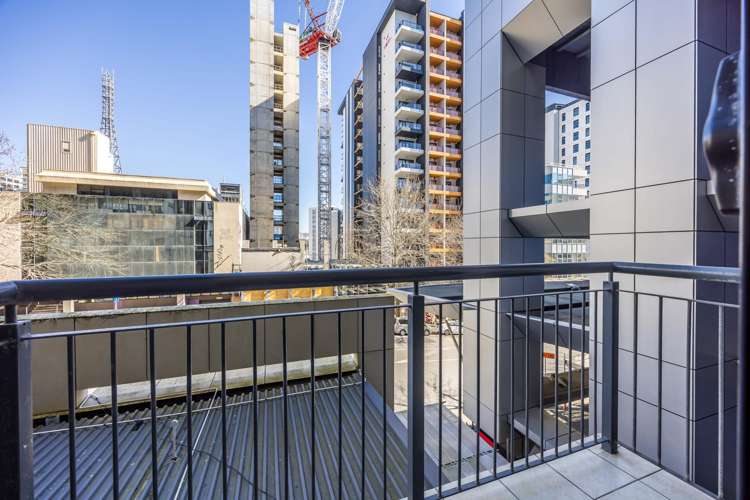 303/76 Wakefield Street Auckland Central_6