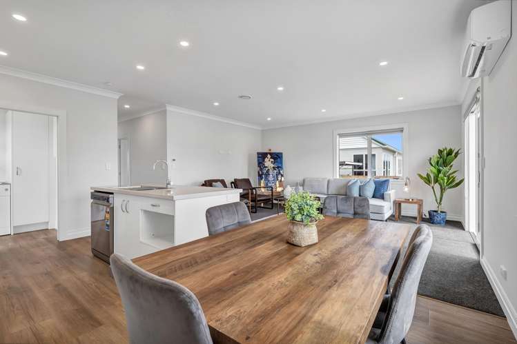 16 Holford Street Westown_4