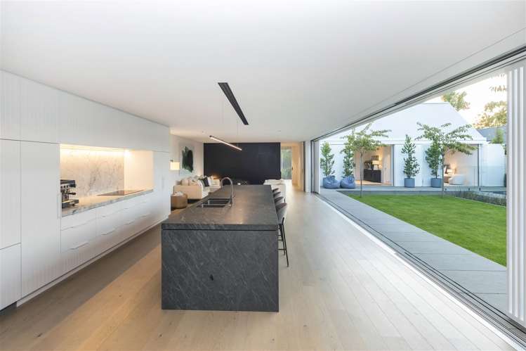 26 Shrewsbury Street Merivale_20