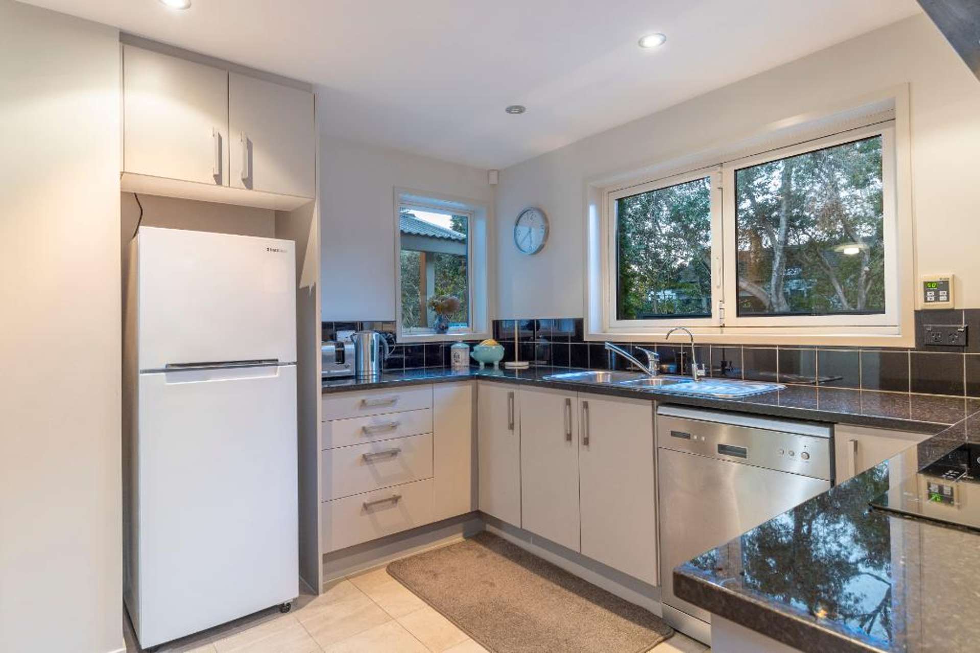 38A Seventh Avenue Avenues_0