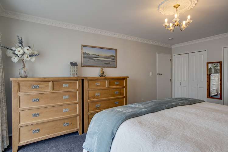 19 Temple Crescent Gleniti_15