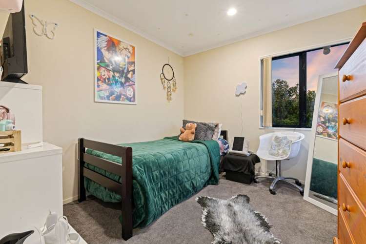 23 Baverstock Road Flat Bush_11