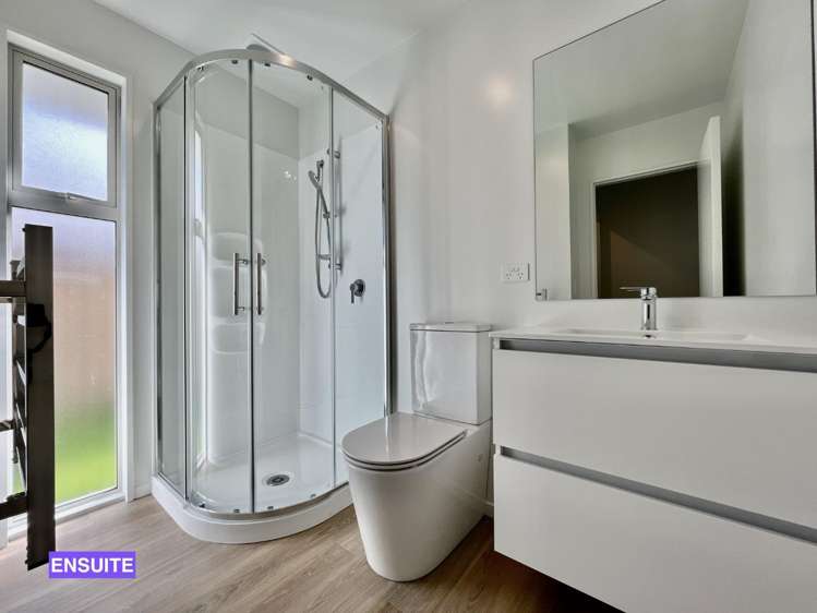 94 Monarch Drive 11103_9