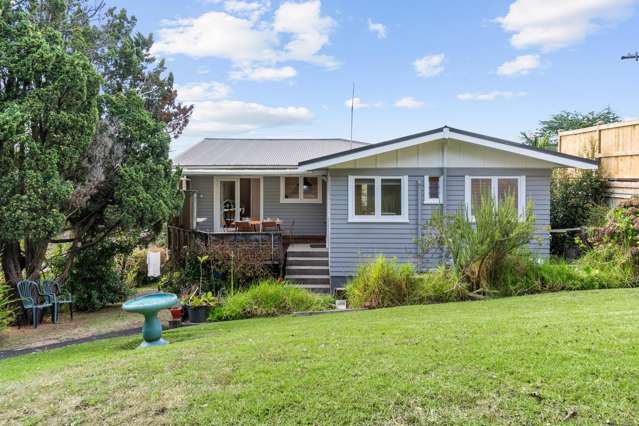 142A-142C Paihia Road One Tree Hill_3