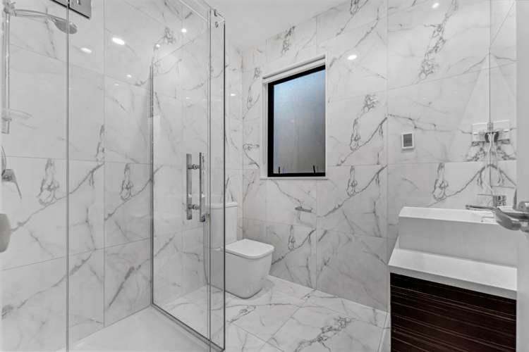 25 Cooladawson Drive Flat Bush_12