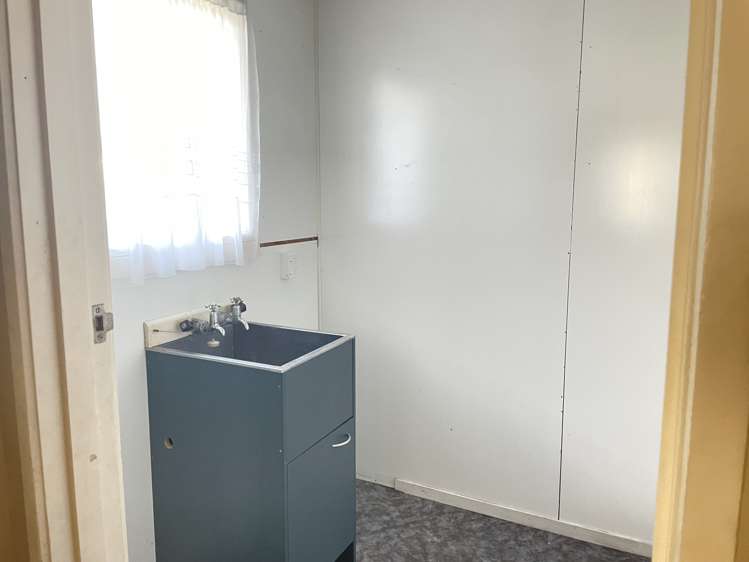 7 Garth Place Manurewa_13