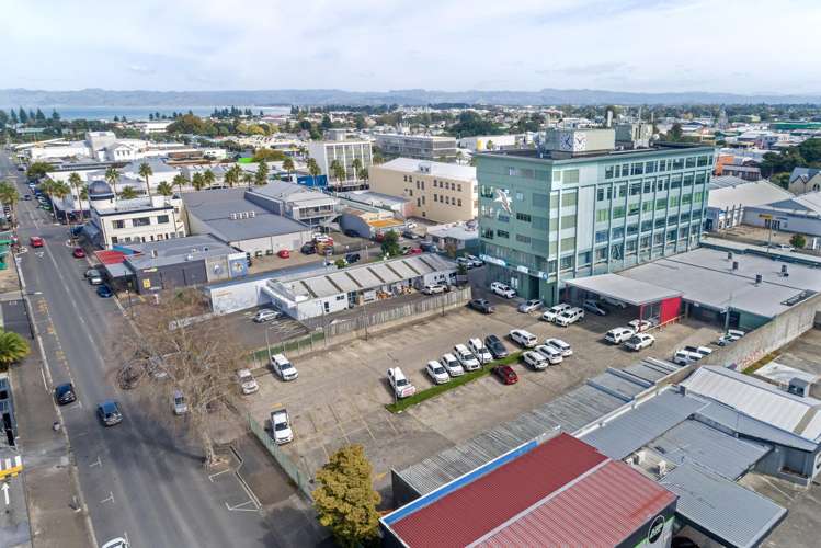 74 Grey Street Gisborne Central_12