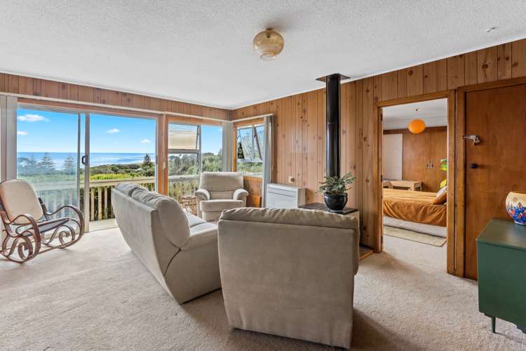 25 Domain Crescent Muriwai_9