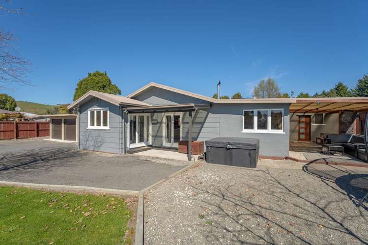 7 Bird Lane Wakefield_24
