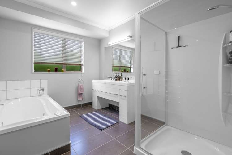 10 Northside Drive Waikiwi_18