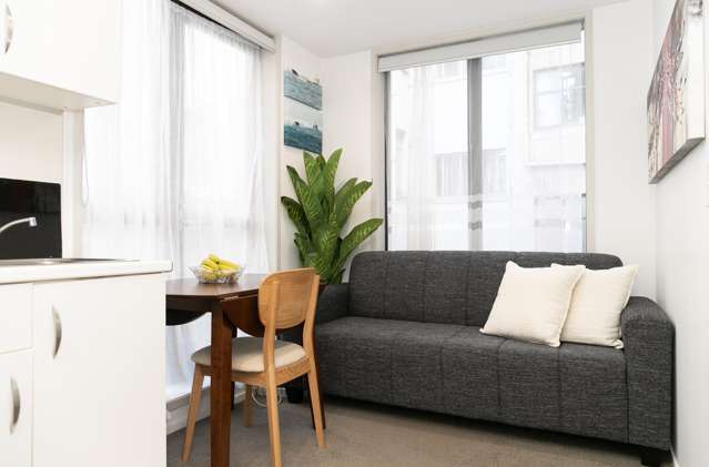 201/36 Eden Crescent City Centre_2