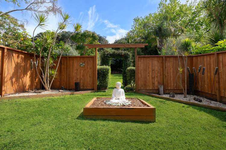 673 Huia Road Parau_25