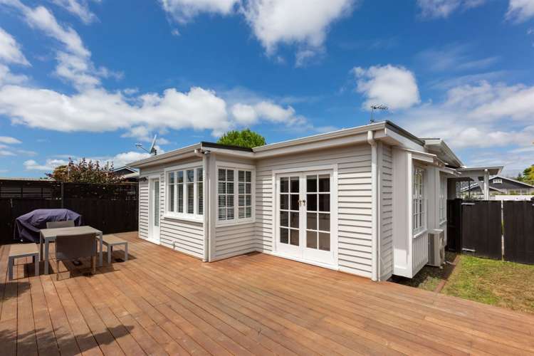 1/131 Innes Road Saint Albans_13