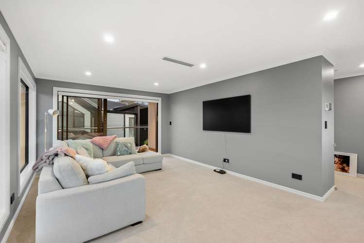2 Taku Close Long Bay_20