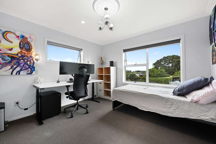 12 Resthill Crescent Glenview_17