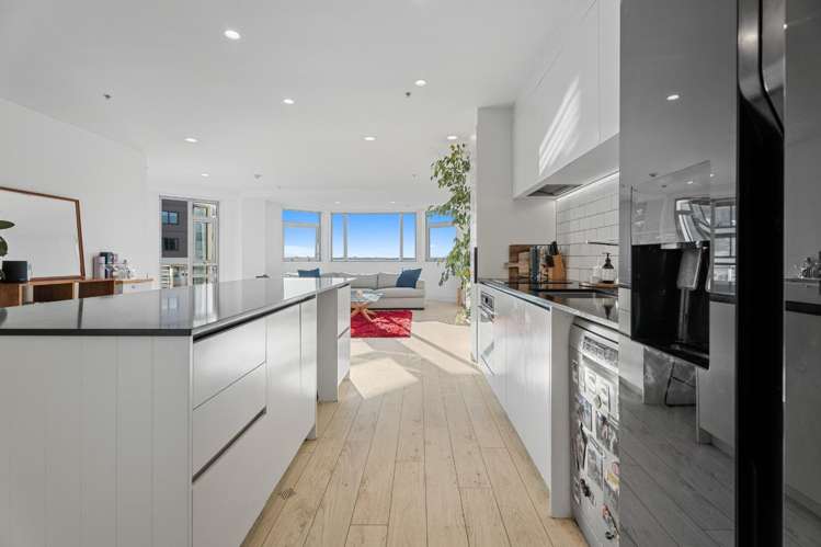 8h/205 Hobson Street Auckland Central_9