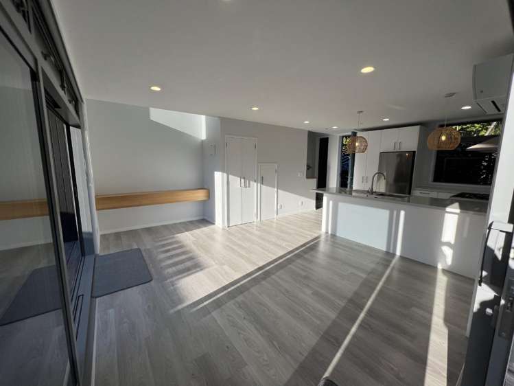 861 Whangaparaoa Road Manly_6