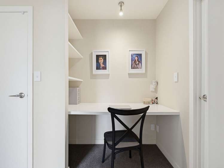 3b Phillip Street Victoria_18