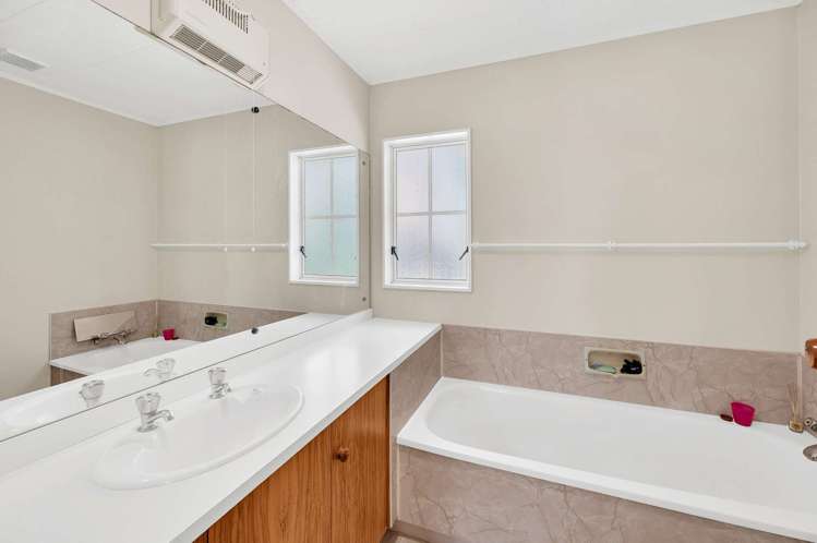 16 Maltby Street Meeanee_25