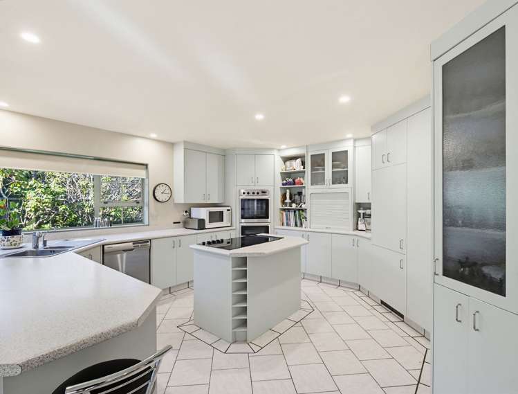 14 Holdsworth Drive Otamatea_13