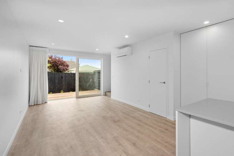 2/16 Baretta Street Somerfield_3