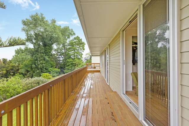 6 Hutchinsons Road Bucklands Beach_1