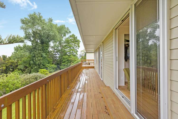 6 Hutchinsons Road Bucklands Beach_1