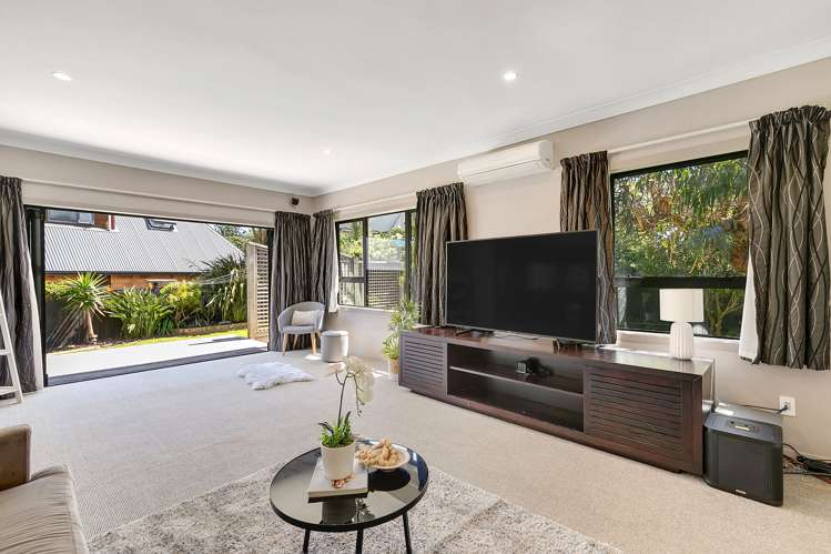 9 Richard Street Titahi Bay_5