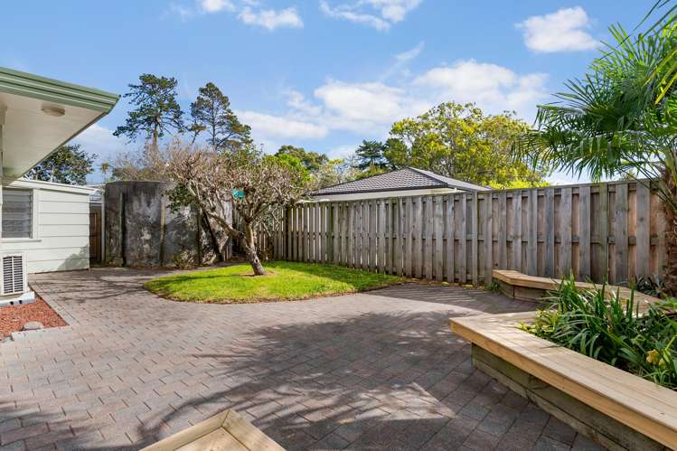 14 Sunkist Bay Road Beachlands_30