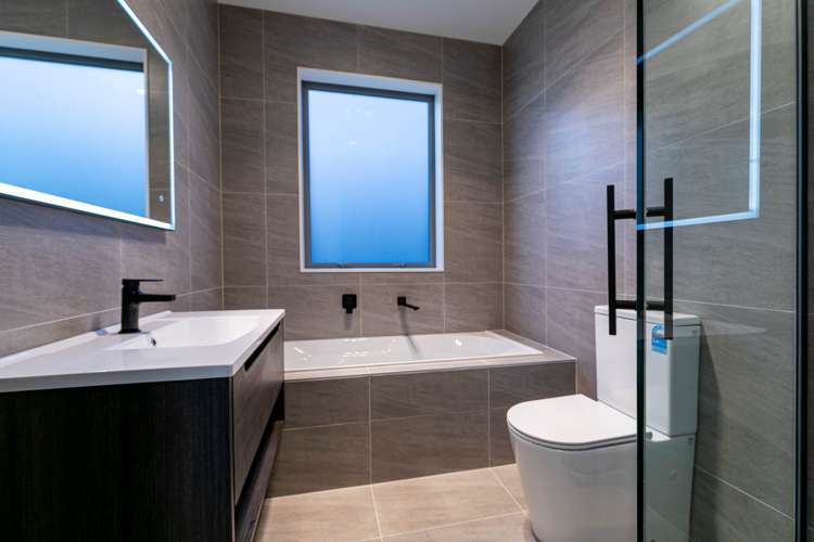 16 Fallowdown Street Wainui_9