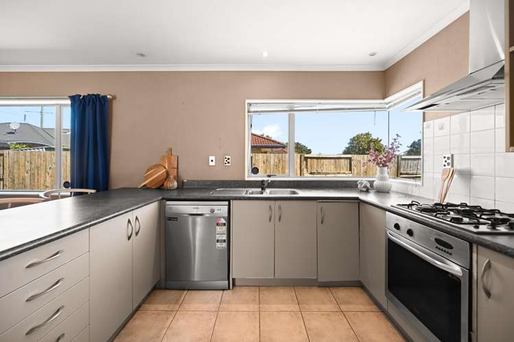 45 Stoneleigh Drive Chartwell_8