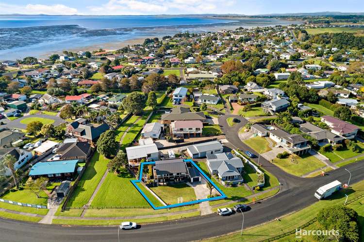 19 Stella Drive Clarks Beach_16