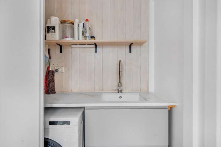 69 Rockfield Road Penrose_11