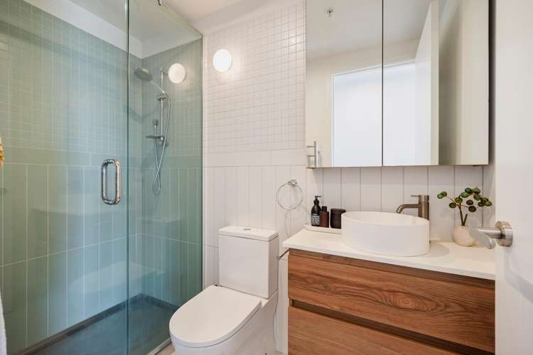 402/2 Finch Street Western Springs_12