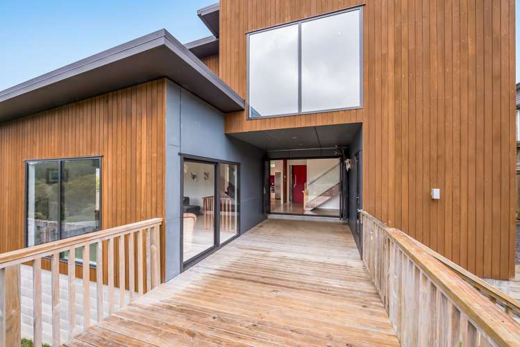 17 Frankie Stevens Place Riverstone Terraces_0