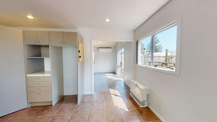 90 Treadwell Street Springvale_5