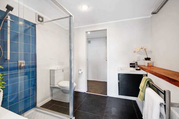 1099 Whangaparaoa Road Tindalls Beach_21