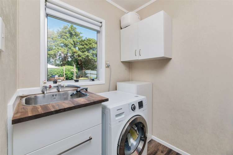 22 Bluewater Place Wattle Downs_16