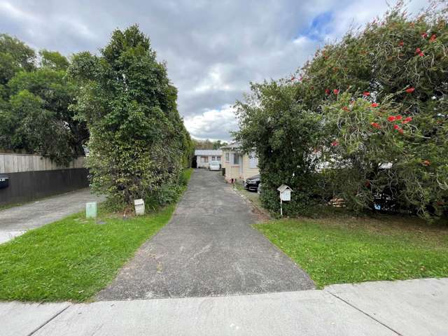 1/134 Mcleod Road Te Atatu South_2