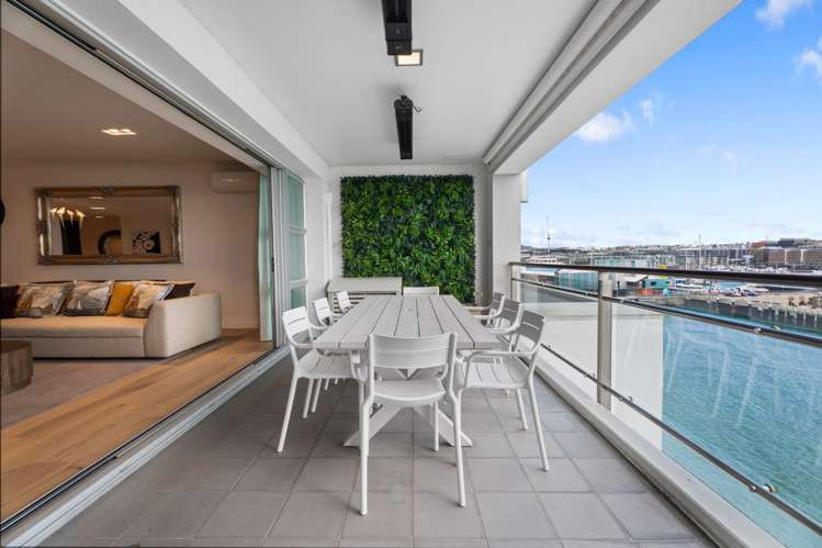 44/143 Quay Street 10015_10