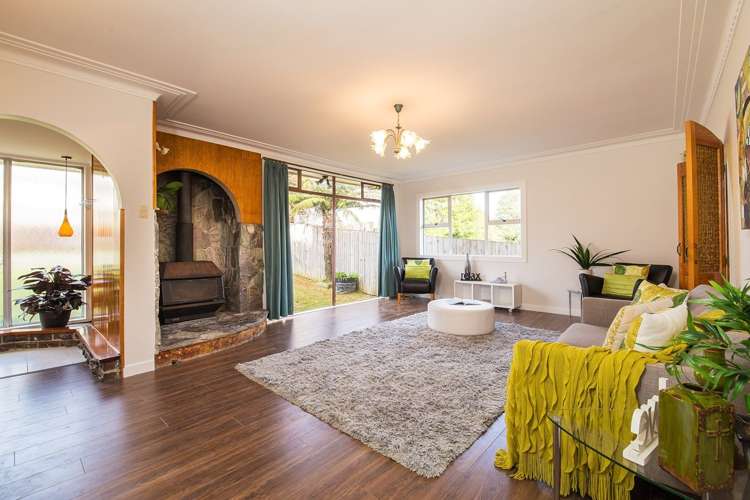 11 Castaing Crescent Te Atatu South_6