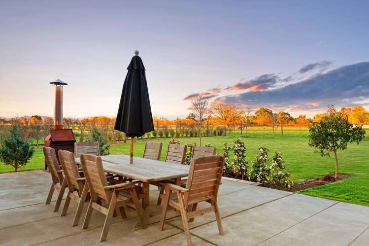 25 Hallfield Drive_3