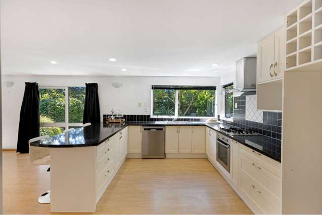 12 Kowhai Street Oxford_3