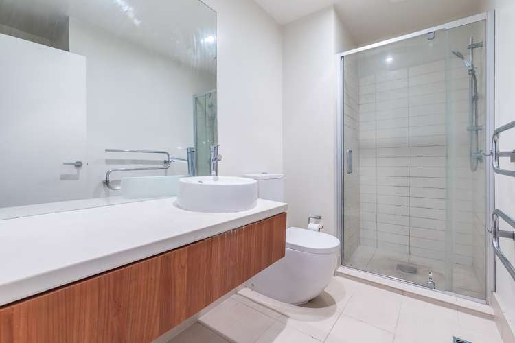 131/4 Dockside Lane Auckland Central_6