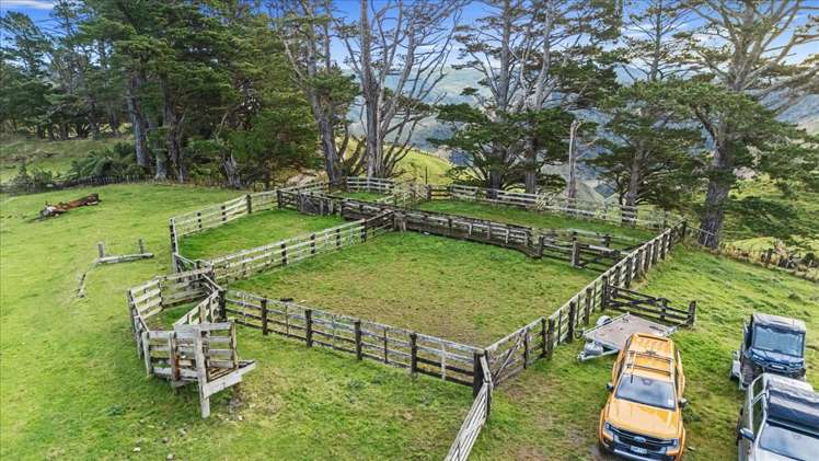 1535 Taumatamaire Road Awakino_17